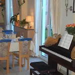 Altmuehlberg & Restaurant فندق بايلنغريس