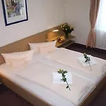 Hotel Altmuehlberg & Restaurant 3*